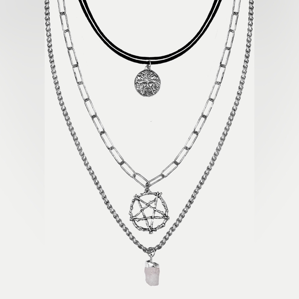 Disturbia Triune 3 Layered Necklace Pentagram and Crystal